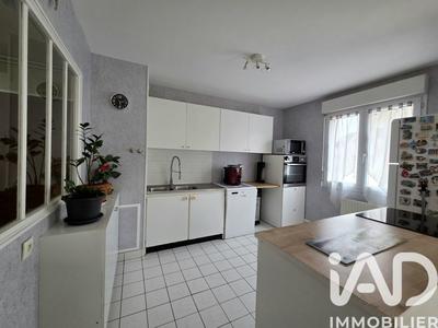 Appartement - 85 m² - 3 pièces