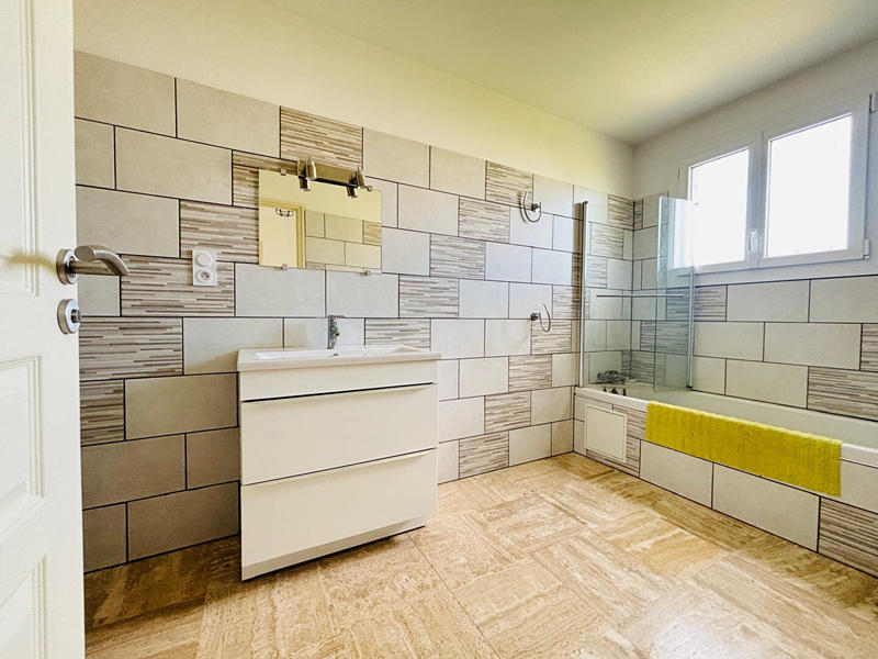 Maison - 125 m² - 4 pièces