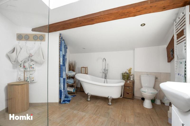 Maison de ville - 272 m² - 7 pièces