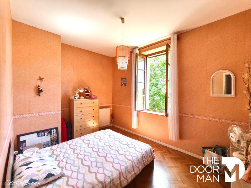 Maison - 195 m² - 6 pièces