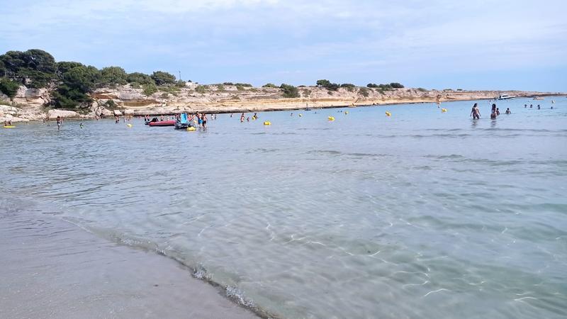 Le grand bain sur la plage de la Couronne