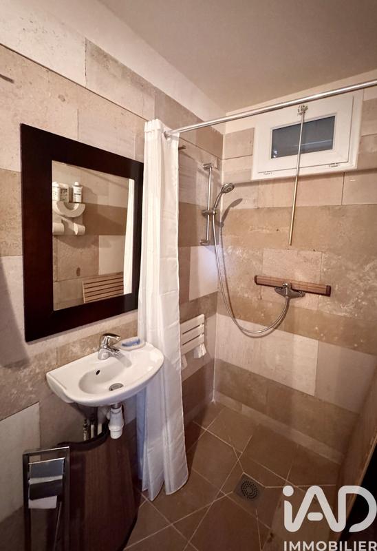 Maison - 293 m² - 10 pièces