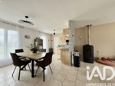 Maison - 85 m² - 4 pièces