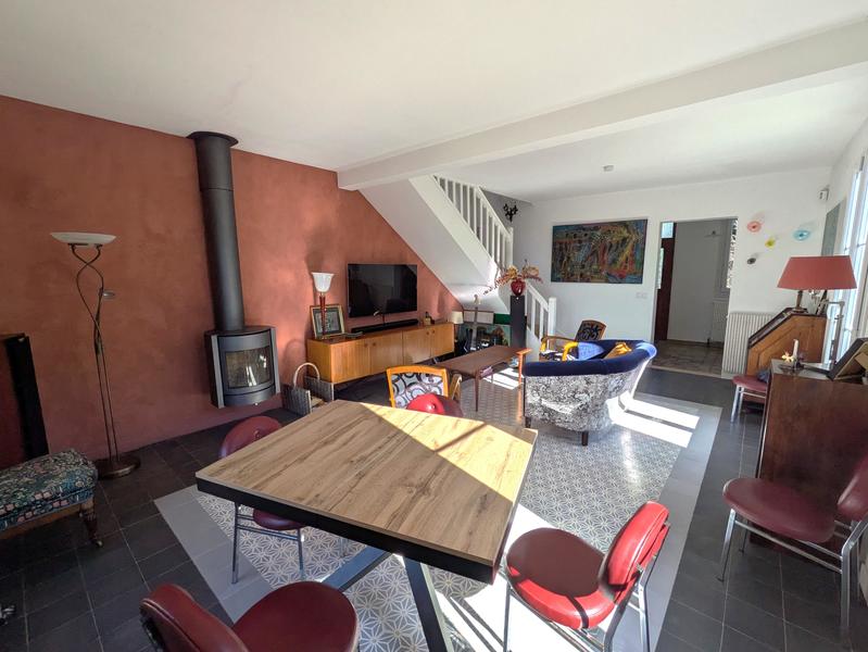 Maison - 110 m² - 6 pièces