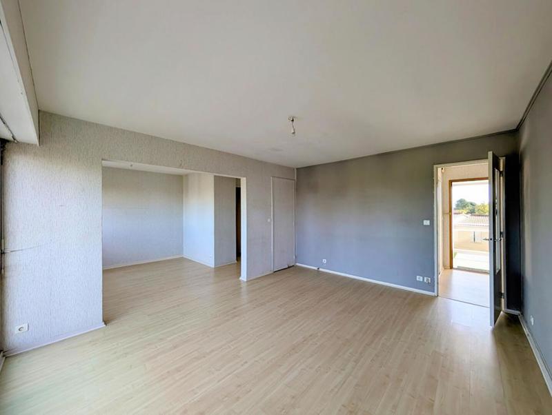 Appartement - 83 m² - 4 pièces