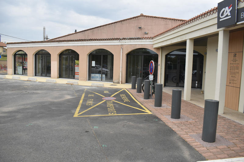 Local commercial - 178 m² - 1 pièce