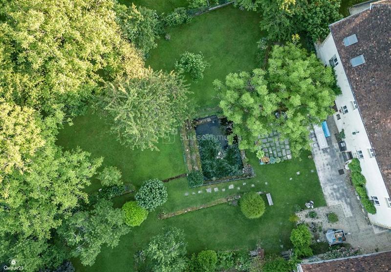 Maison en pierre - 412 m² - 12 pièces