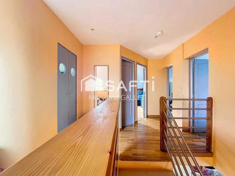 Maison - 149 m² - 7 pièces