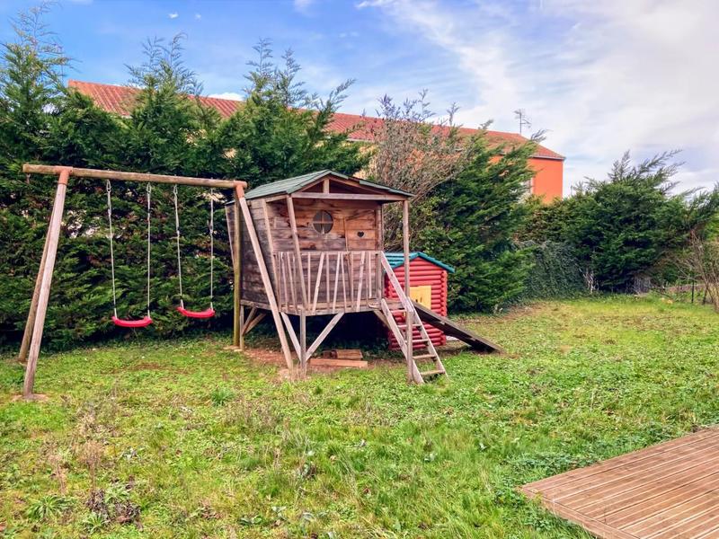 Maison - 98 m² - 5 pièces