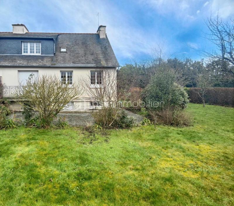 Maison - 99 m² - 5 pièces