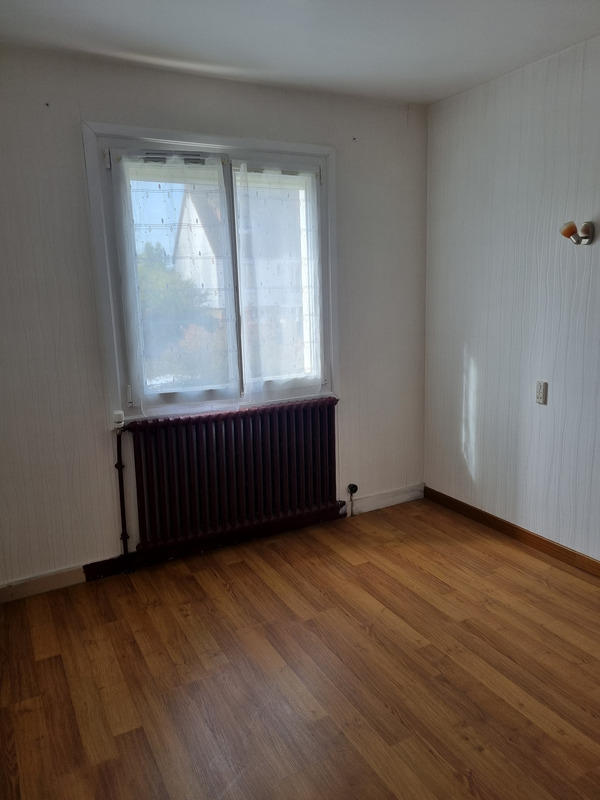 Maison - 64 m² - 5 pièces