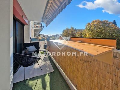 Appartement - 81 m² - 4 pièces