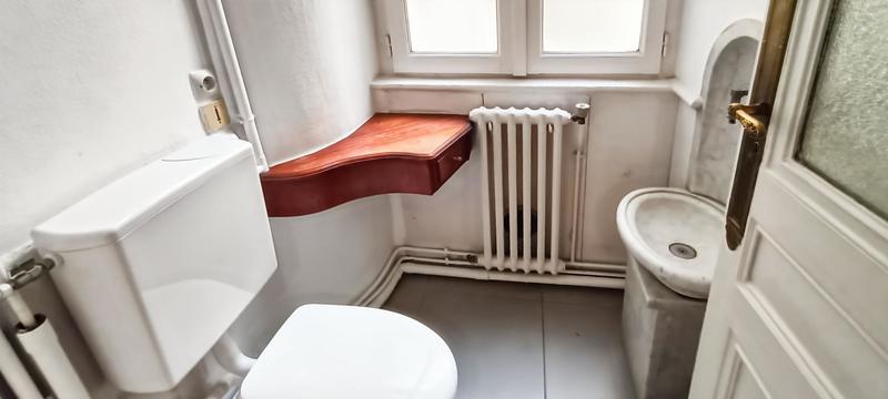 Appartement - 184 m² - 6 pièces