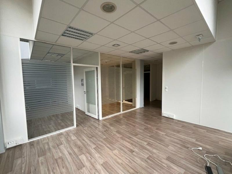 Bureau - 466 m²