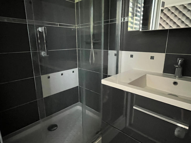 Maison - 196 m² - 9 pièces