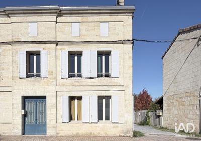 Maison - 122 m² - 4 pièces