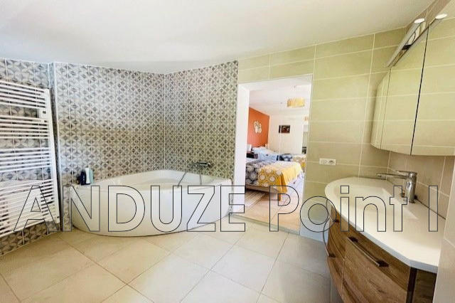 Maison - 138 m² - 4 pièces