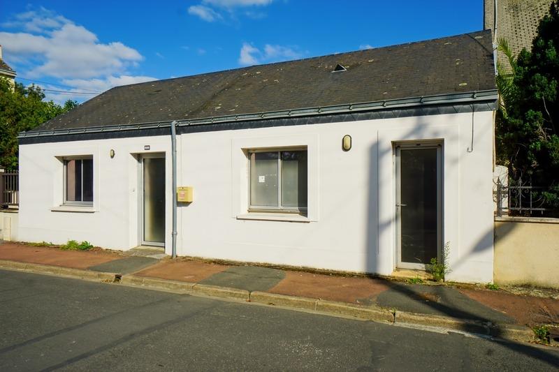 Local d'activité / Entrepôt - 96 m² - 4 pièces