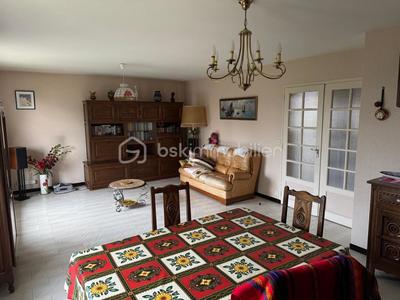 Maison - 113 m² - 6 pièces