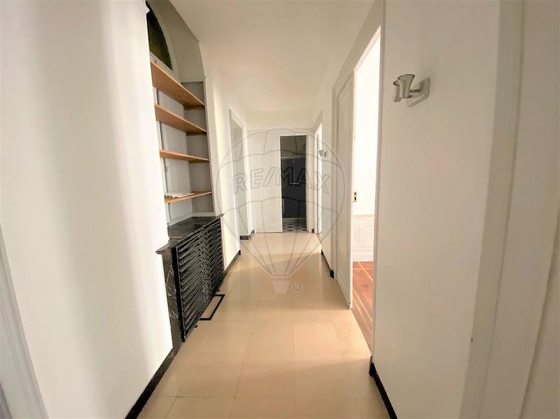 Appartement - 90 m² - 3 pièces