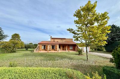 Villa - 184 m² - 6 pièces