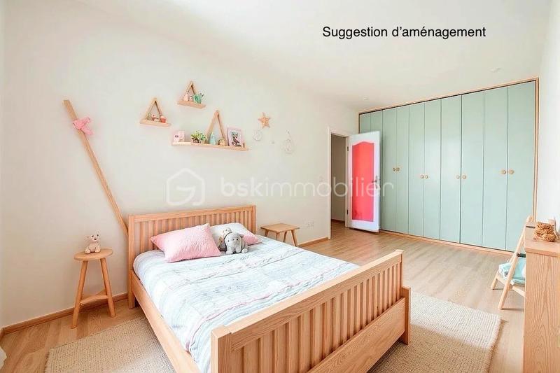 Appartement - 99 m² - 4 pièces