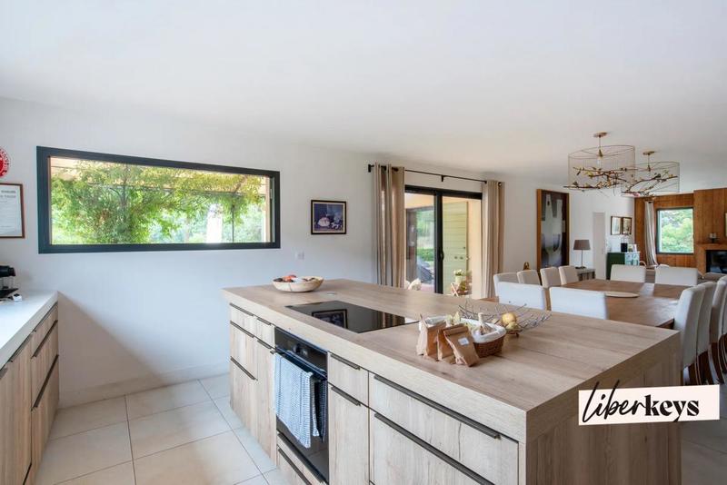 Maison - 154 m² - 4 pièces