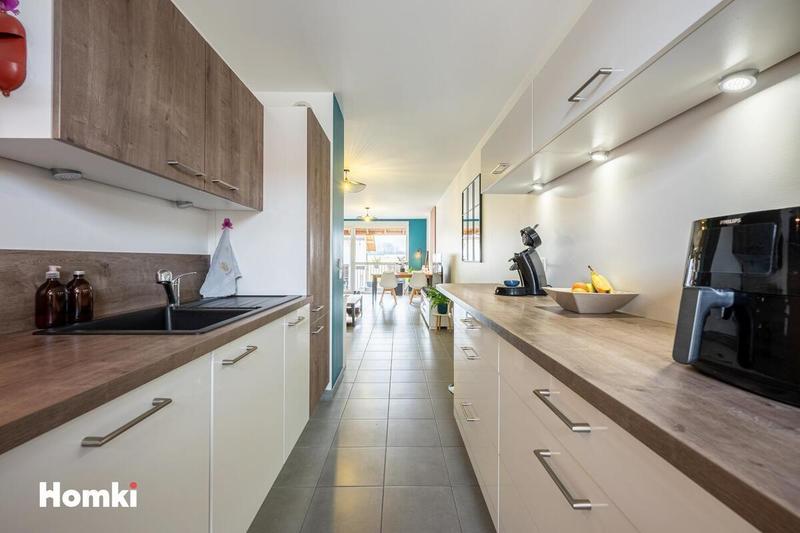 Appartement - 94 m² - 4 pièces