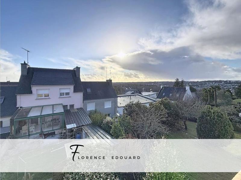 Maison - 91 m² - 5 pièces