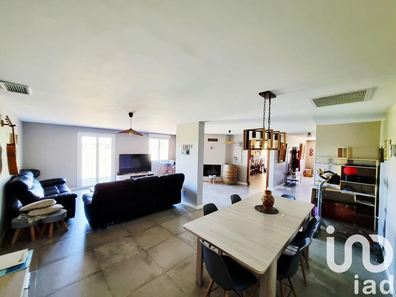 Maison de campagne - 180 m² - 10 pièces