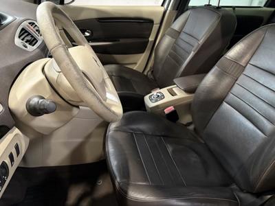 Renault Scénic III dCi 130 Fap Jade Euro 5 2011