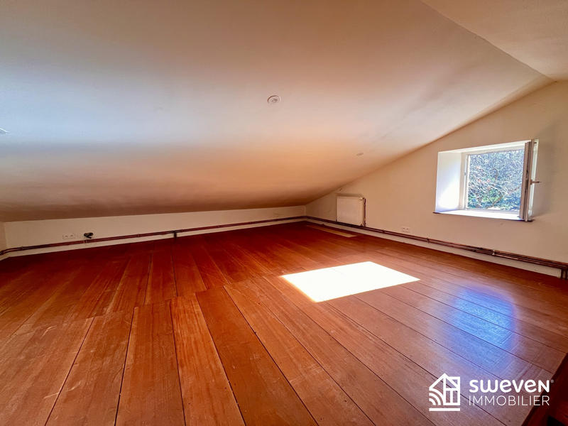 Maison ancienne - 270 m² - 6 pièces