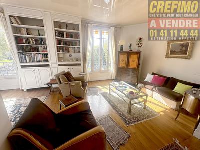 Maison - 122 m² - 6 pièces