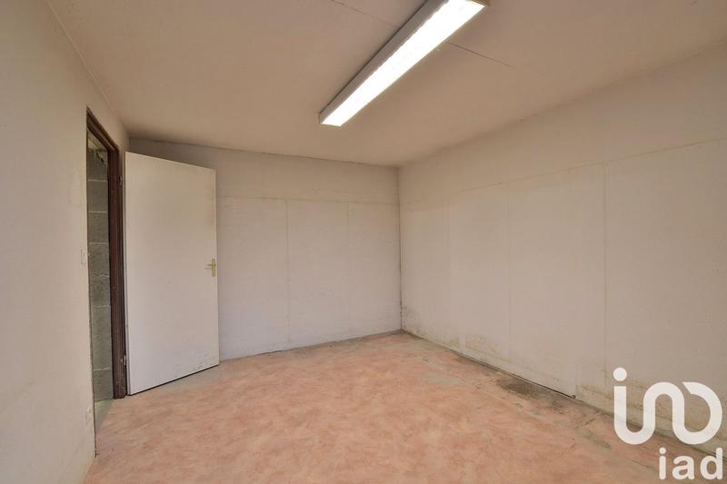 Maison - 410 m² - 6 pièces