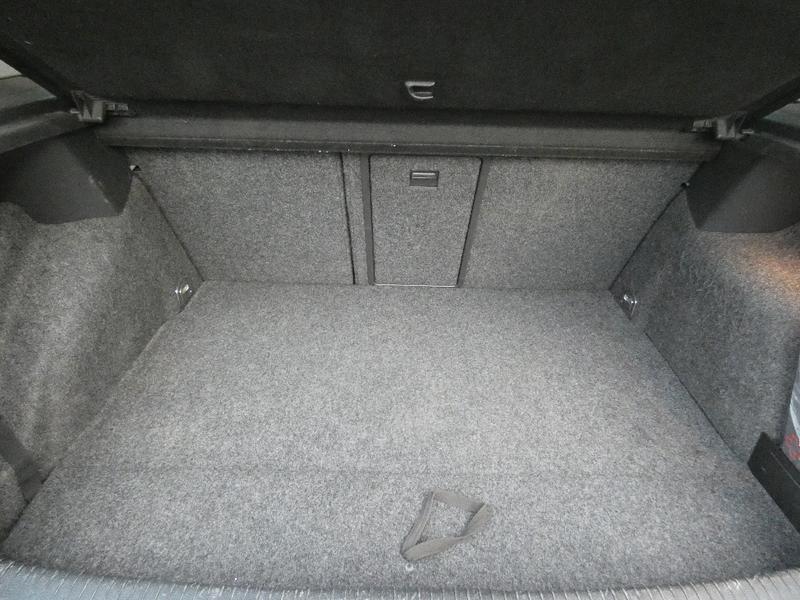 Volkswagen Golf 1.4 16s Tsi 122 United