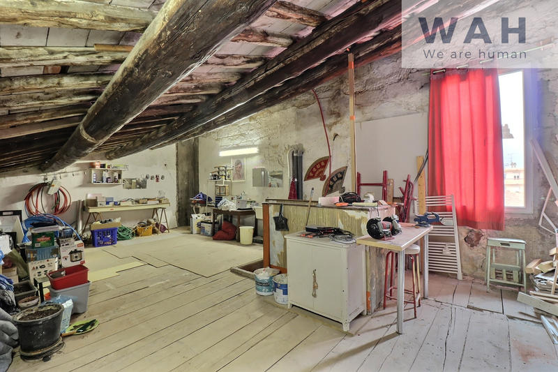 Immeuble - 336 m² - 11 pièces