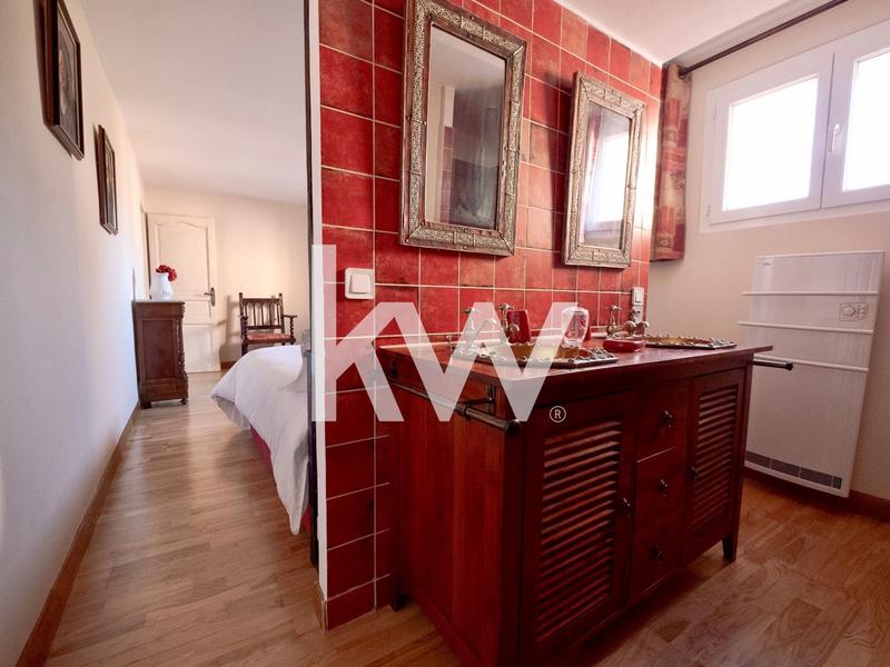 Mas - 278 m² - 7 pièces