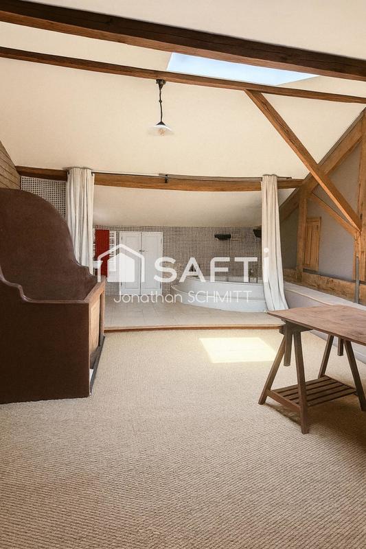 Maison - 231 m² - 7 pièces