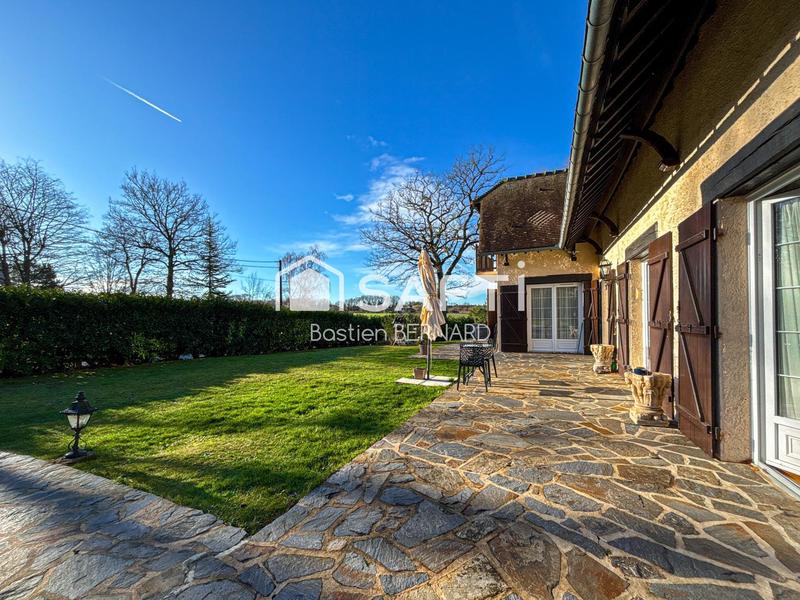 Maison - 196 m² - 6 pièces