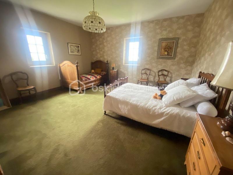 Maison en pierre - 230 m² - 7 pièces