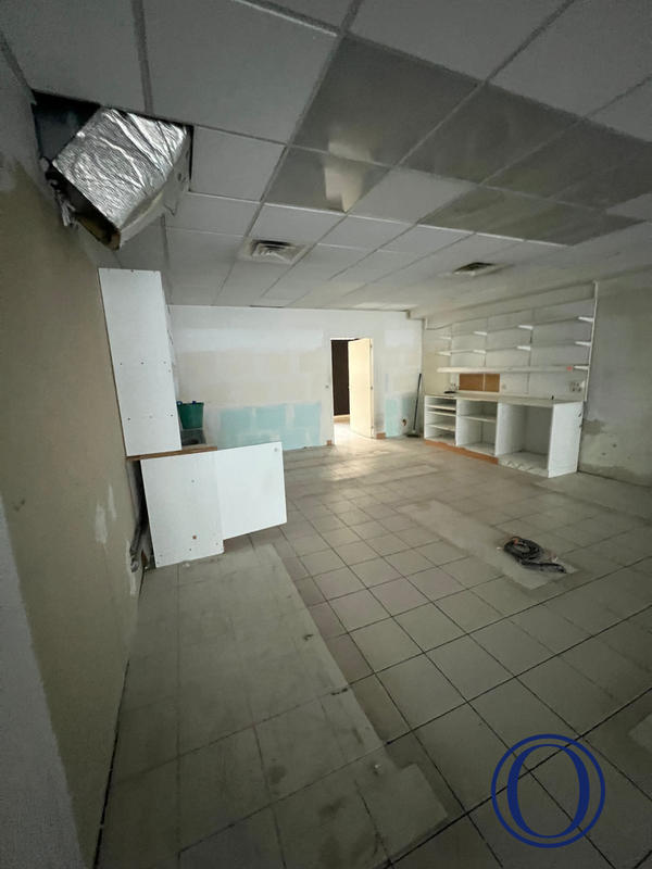 Local commercial - 176 m²