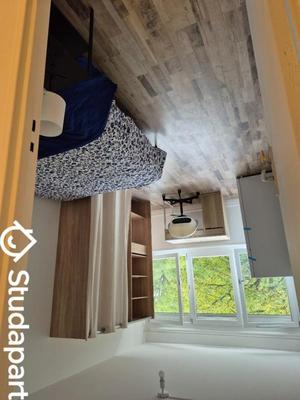 Chambre - 9 m² - 1 pièce