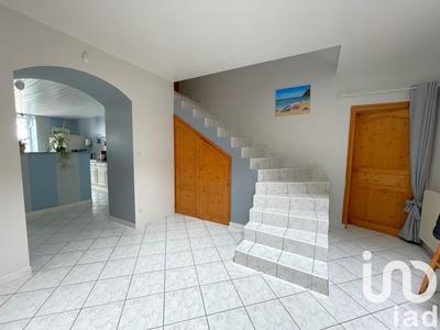 Maison - 219 m² - 8 pièces