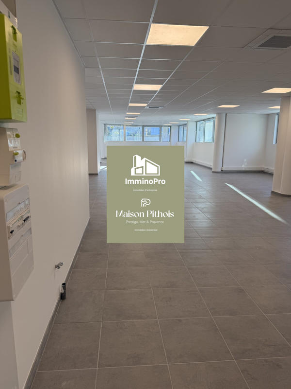 Bureau - 163 m²