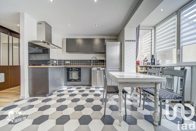 Appartement - 84 m² - 4 pièces