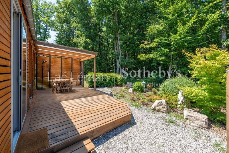 Maison - 238 m² - 8 pièces