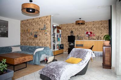 Appartement - 102 m² - 4 pièces