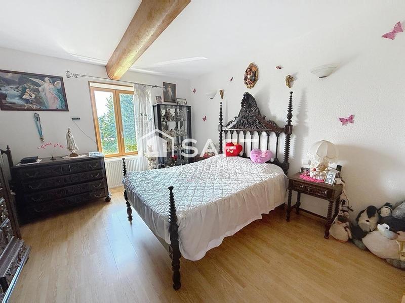 Maison - 144 m² - 6 pièces