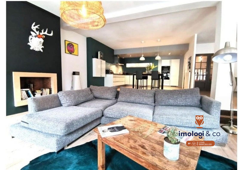 Loft - 137 m² - 4 pièces