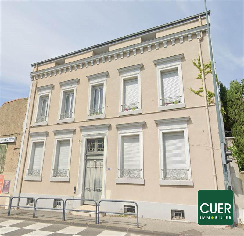 Appartement - 94 m² - 5 pièces